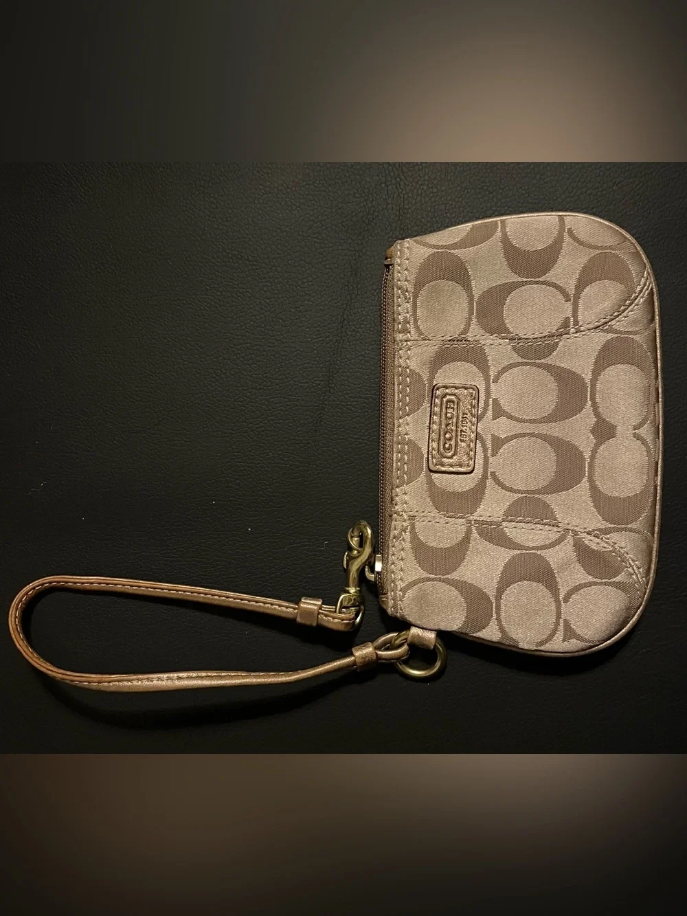 Coach Small Signature Wristlet in Khaki and Chalk
